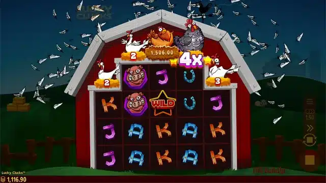 Lucky Clucks slot gameplay screenshot
